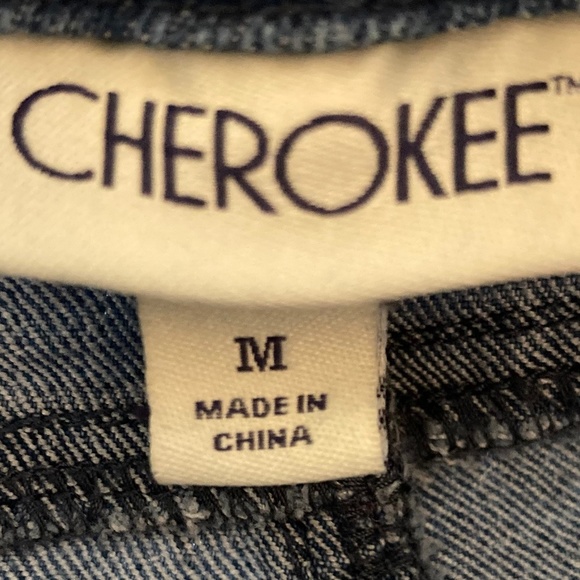 Cherokee Geometric Embroidered Blue Jean Shorts - Picture 5 of 5